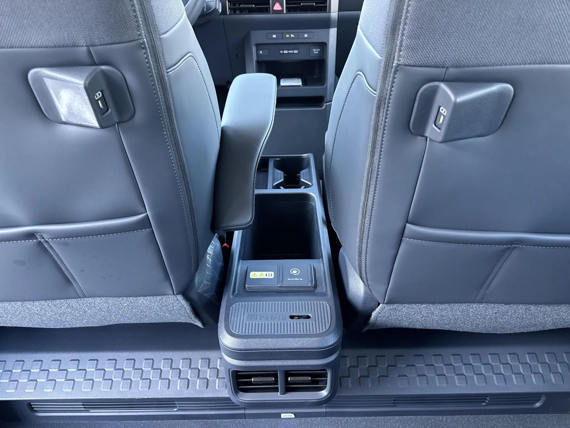 Kia Pv5