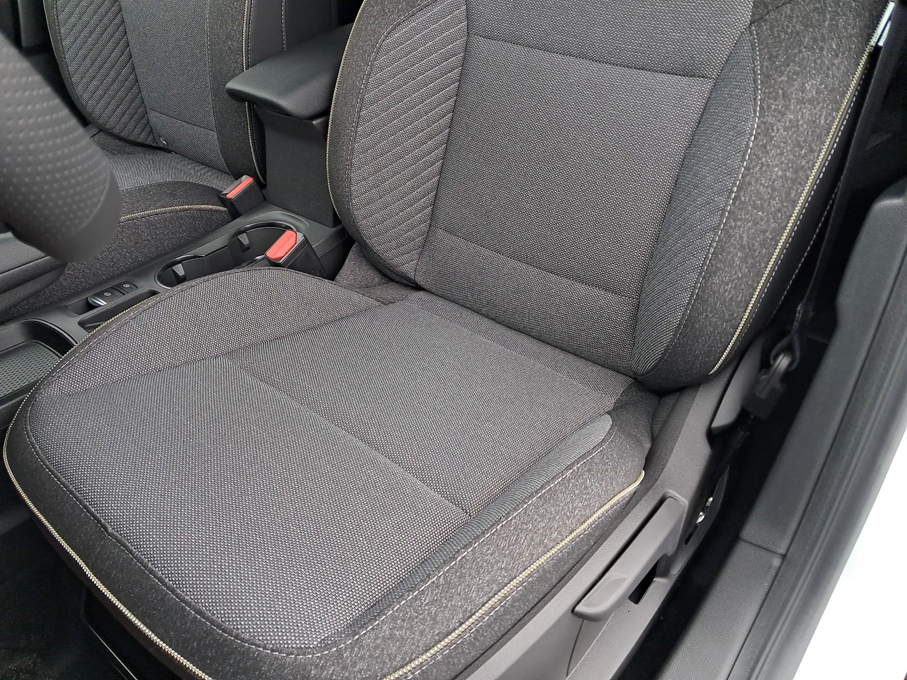 Mitsubishi Grandis