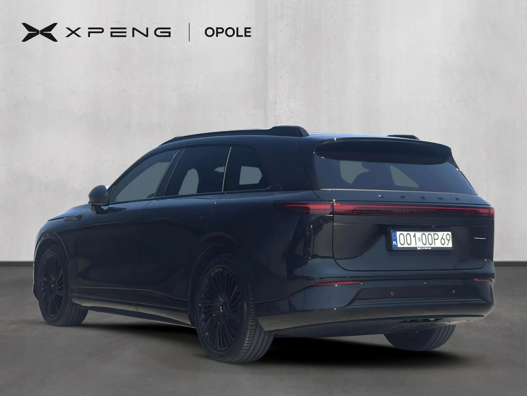 Xpeng G9