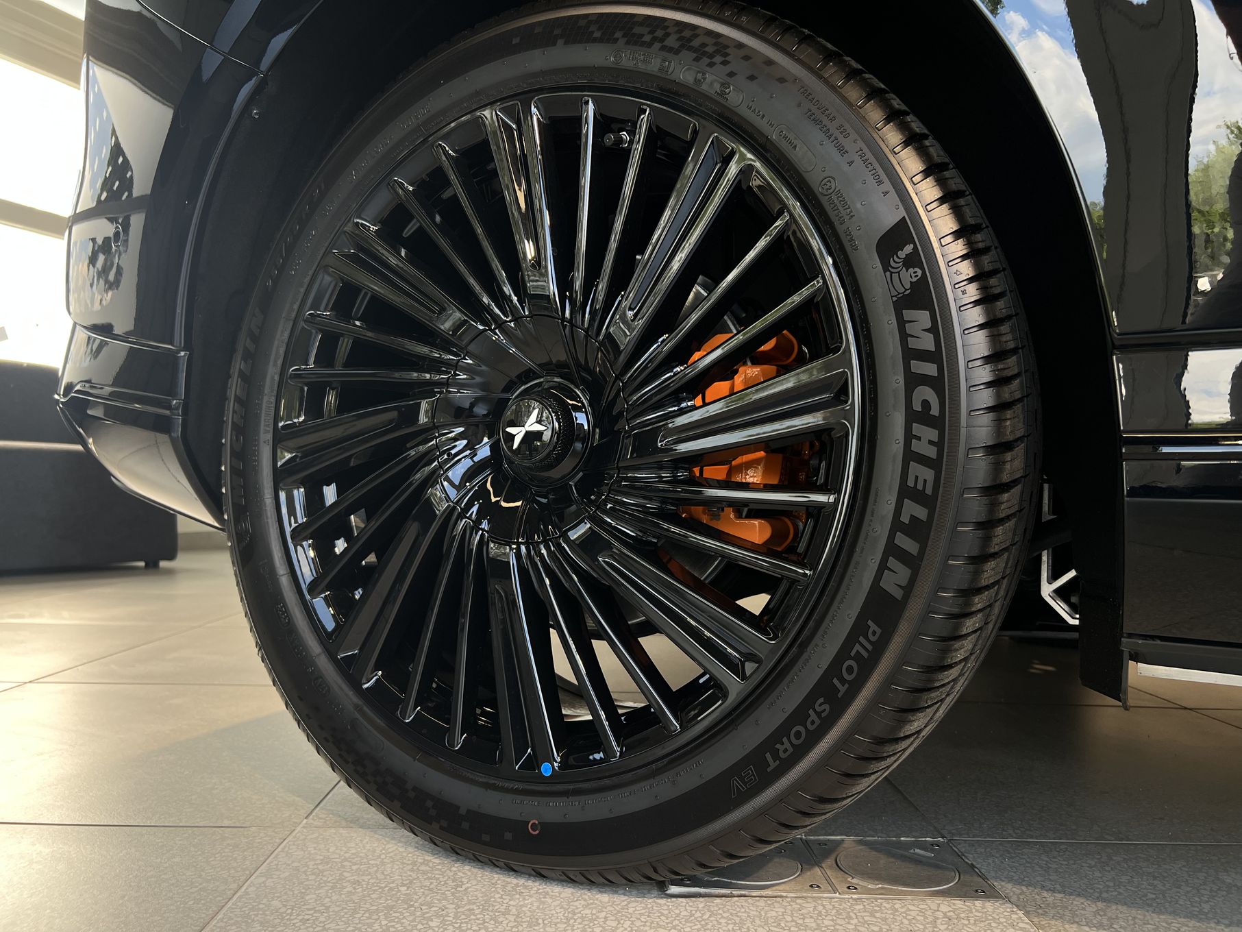 Xpeng G9