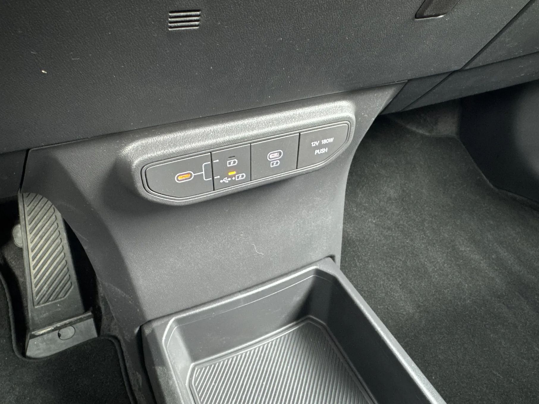 Kia Ev5