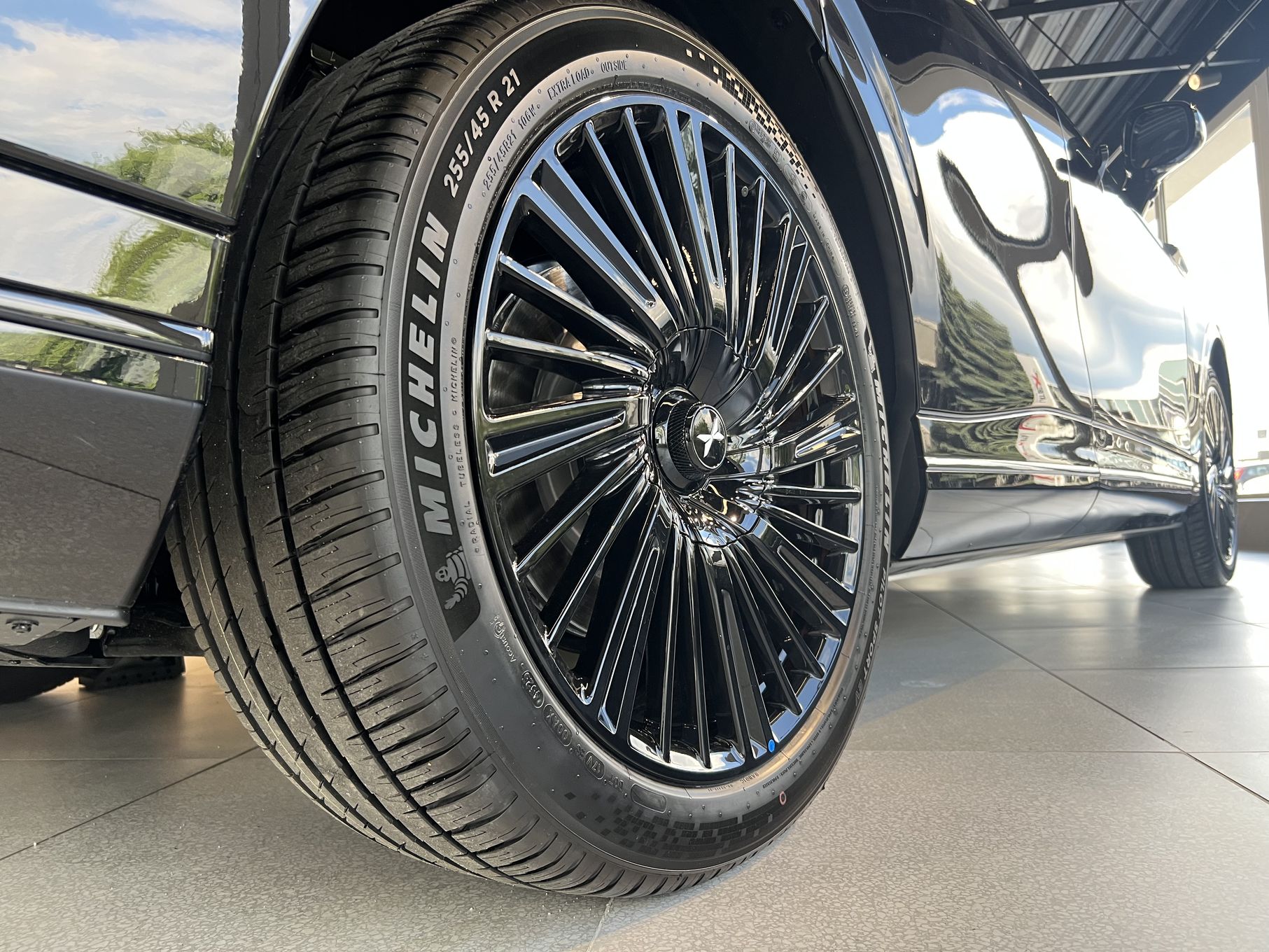 Xpeng G9