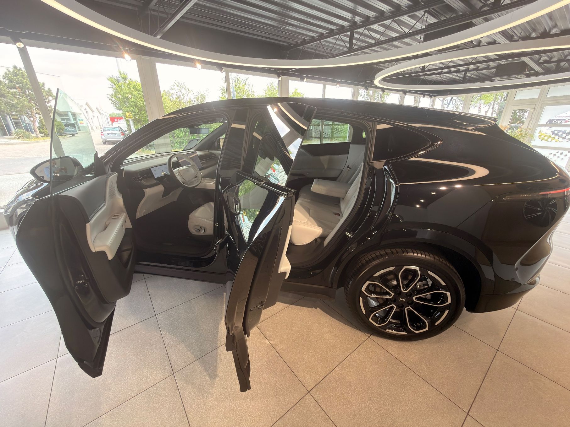 Xpeng G6