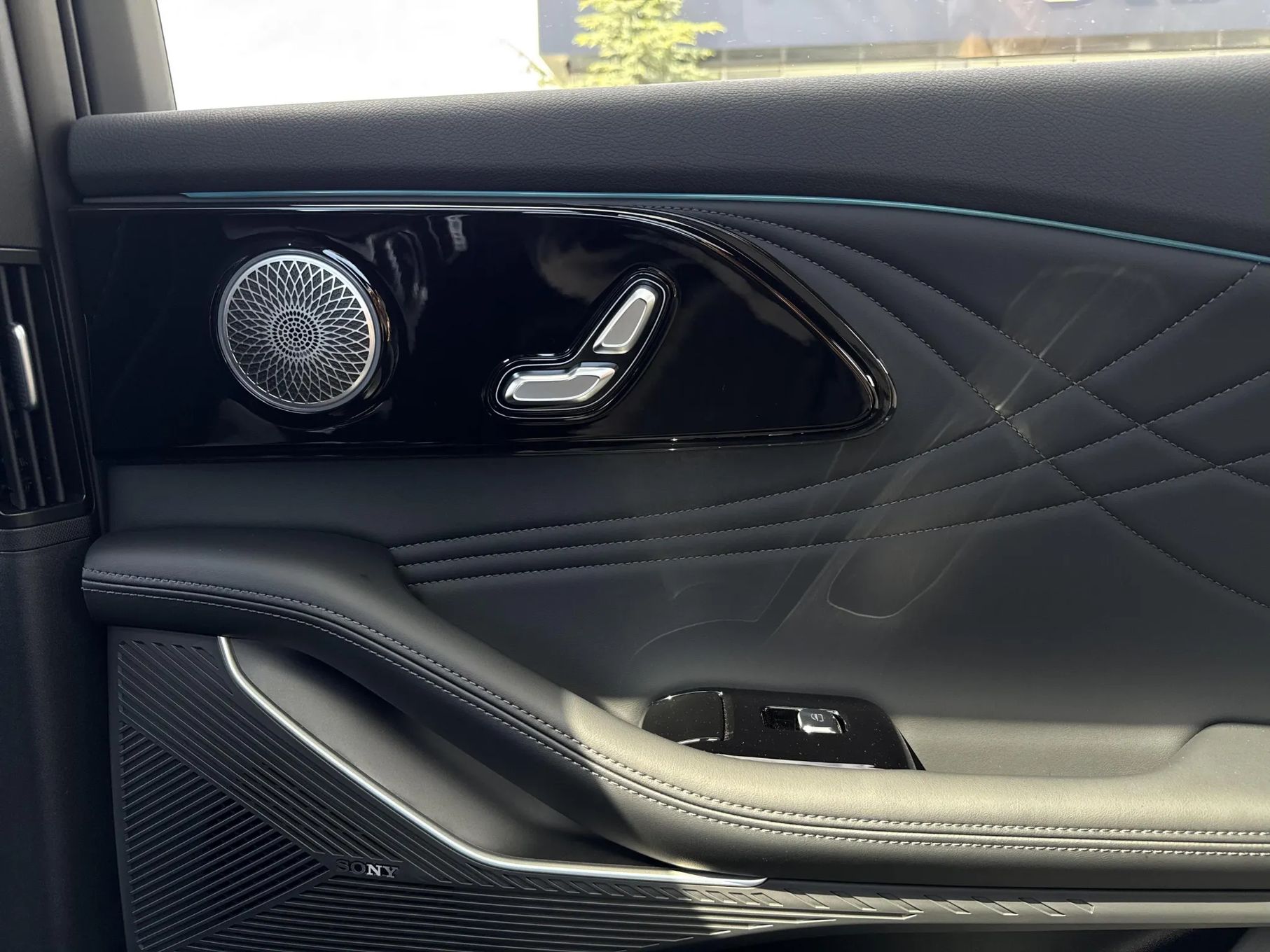 Omoda 9