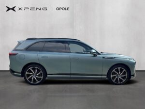 Xpeng G9